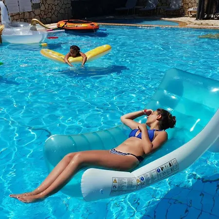 Poolfront Escape - 13 * Gouviá
