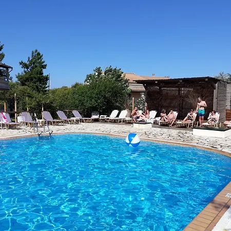 Poolfront Escape - 13 Village de vacances *