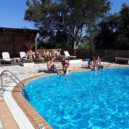 Village de vacances Poolfront Escape - 13 *